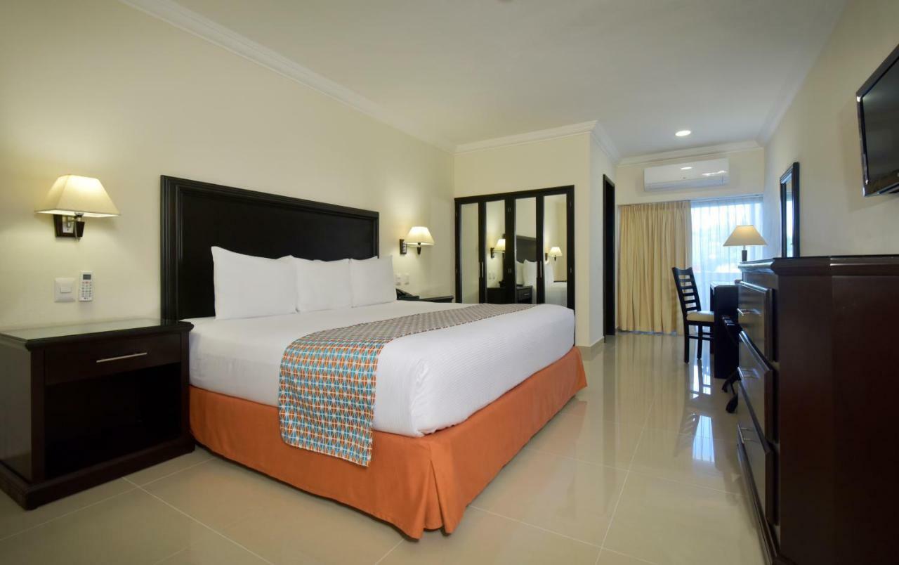 Hotel Bonampak Cancún Exterior foto